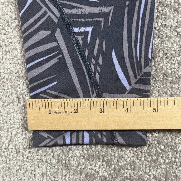 Patagonia Leggings Womens Small Centered Crops Performance Compression Wicking - Picture 12 of 12